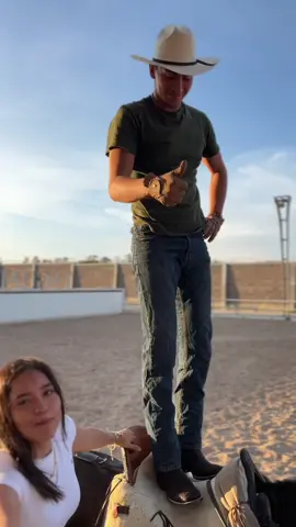 Algo bieeeen, ¿que esperas para adquirir las tuyas?🤠🌟#caballos #vaquero #estilovaquero #montar #rancho #sombrero #boots #paoindomables 