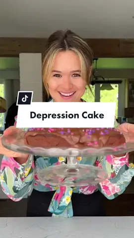 Wacky Cake 🎂 #Recipe #cake #wackycake #vegan #vegancake #veganbaking #recipevideo #healthyrecipe #healthyfood #healthydiet #plantbaseddiet #plantbasedrecipe #simplerecipe #quickrecipe #EasyRecipe #EasyRecipes #easymeal #baking #bakingrecipe