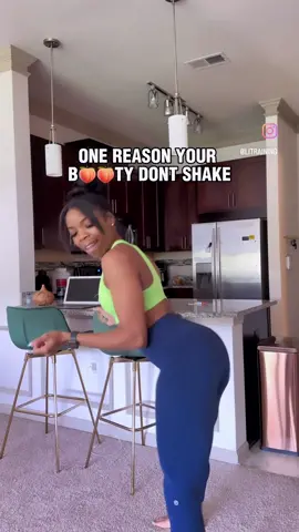 Wondering why that azz don’t shake like jelly?? One reason could be your clothes too tight bookie 🤭 Practice wearing looser clothing or as I like to say “twerkable shorts” to have that thang THANGING 🔥🔥 📌 Join #twerknsweat EVERY Saturday 11:30AM at @TheLoftAthleticClub or livestream in the comfort of your home 🏡 (link in bio) #explorepage #twerknsweat #dancetips #dancetutorial #learntodance #atlfitness