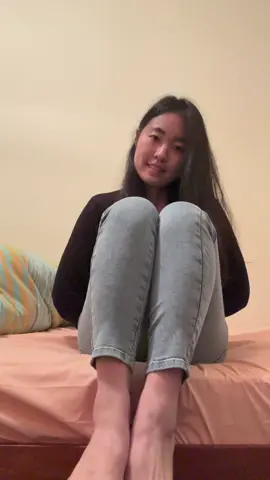 #tighttok #asiangirl #jeans #foryou #4you #fypシ #fyp #fypシ゚viral #trend 