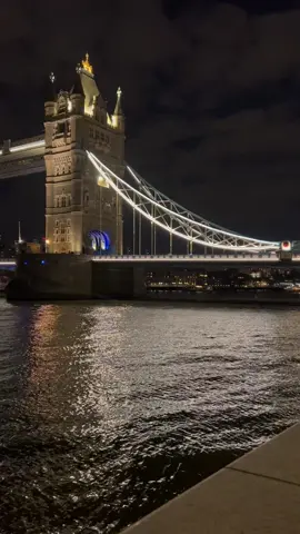 #london #londoncity #towerbridge #nightlongdrive 