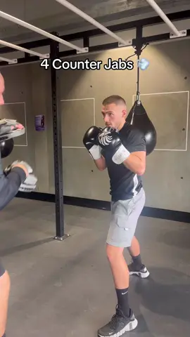 4 Counter Jabs 🎯 1️⃣ Pull Jab 2️⃣ Slip Jab 3️⃣ Slip Inside  4️⃣ Parry  Save & Try ✅ #boxingtechnique #boxingdrills #jab #counterpunch #boxing #boxingtraining #boxingworkout #padwork 