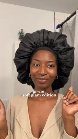 grwm! what are y’all’s thoughts on the new kaytraminé album?? it’s definitely grown on me. 🤭 @Fenty Beauty on the lips alwayssss #fyp #grwm #blackgirlblogger #naturalhair #color30 #highpuff #4chair 