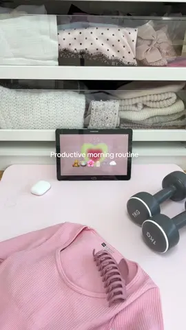 Planning my day is literally a game changer when it comes to productivity 💕 #morningroutine#aestheticmorningroutine#thatgirl#thatgirlaesthetic#thatgirlmorning#lalagirl#productivity#productivemorningroutine #productivitytips #contentcreator #pilates #pinkpilatesprincess #pinterestaesthetic #pinterestinspo #morningmatcha #SelfCare #selfcaretiktok #selfcareroutine 