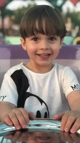 Where did my baby go #Disneyland #travelfamilyblog #travellife #mumlife #mumlifeontiktok #paris #kidsoftiktok #KidsHavingFun #ukmummyblogger #happyeverything #familytime #familytravel #travelfamilyblog 