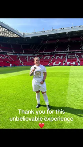 First Post Of My Tik Tok Account And Its A Bangerrrrr!!  Was invited down to @Manchester United with @Chivas Regal  and what an opportunity!  From Meeting and playing alongside some amazing celebs , influencers and football legends, these people have made this experience an unforgettable one!  Not many people can say they have sprayed balls around old trafford 😮‍💨 Thanks again for this amazing opportunity 👊🏽❤️ #manunitedfc #oldtrafford #opportunity #football #dreams #manchester #ukfootball #oldtraffordstadium  @ZEEBEIBE @Harry Pinero @Daniel Cutting  