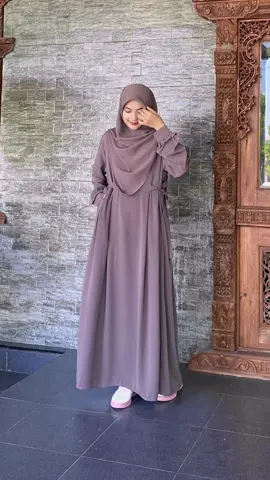 #CapCut tutup pintu tutup jendela mari kita healing dengan OOTD Gamis Tiara 🤪 #OOTDMuslimahOutfit #InspirasiOOTDGamis #DressMuslimah #OOTDCewekBerhijab #MuslimahOutfit #ideootdmuslimah #trendfashionhijab #HijabStyleOutfit 