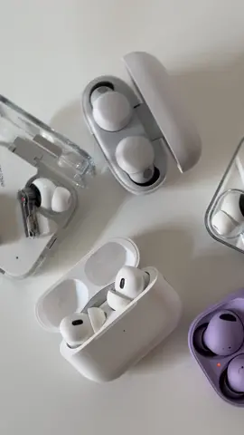Cuál suena mejor? 😨 #tecnologia #audifonos #microfono #homeoffice #videollamada #tips 