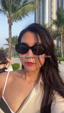 Em đã nghĩ cuộc đời thật tệ cho đến khi gặp a, e mới biết có thứ còn tệ hơn 😆  1 chiếc clip từ cam thường iphone no filter #beach #trennhungdammay #bikini 