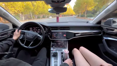 Anh không quyết được thì để em,anh có xe rồi mà,làm bồ anh là việc của em #xevanguoidep #cogaiiatrenxe #xeotodep #trangtrixehoi #dangcapxehoi #loitotinhtrenxehoi 