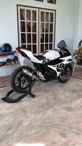 Gsx mencoba ganteng :) #fyp #gsxr150 #gsxr150modifikasis 