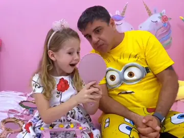 #face #magic #kids #dad 