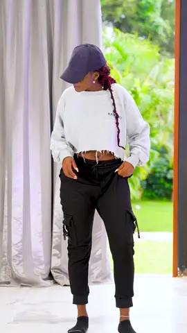 I loved this choreo😍 dc: @Shameal Chris #fypシ #nasieku #justcallmeklaus #shotsbygkydd #theealfahouse 