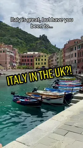 We found a little bit of Italy, much closer to home 😍 North Wales has some really beautiful places to visit. Portmeirion is a tourist village where you can explore, have a meal or even stay the night! #italytravel  #italy🇮🇹  #portmeirion  #northwales  #cheaptravel  #thetravelmum  #visitwales  #uktravel  #familytravel   