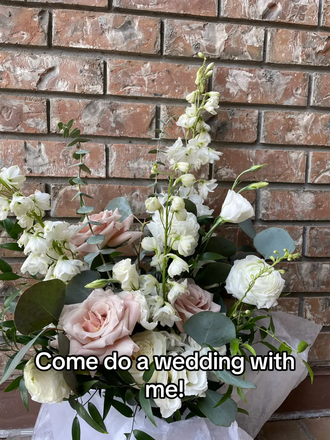 A little day in the life of an event florist doing a wedding!  #florist #eventflorals #weddingflorist #eventflorist #SmallBusiness 