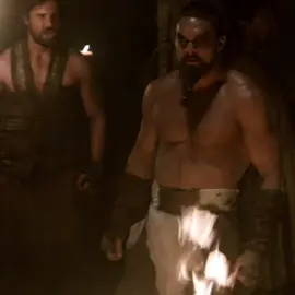 🥲 #khaldrogo #daenerystargaryen #khaleesi #gameofthrones #foryou #fy @drogon 