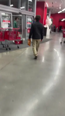 Incredible moment at target! Florence was SO nice! Thank you for saying hi : ) #daxflame #target #florence 