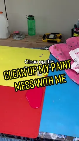 This is why I love using silicone mats, stir sticks, and reusable cups and gloves! They make cleaning up so easy and I can keep reusing them! #fluidarttips #fluidarttutorials #fluidartcleanup #fluidarttools #fluidartists #paintpouringtips #arttipsandtricks #fluidartpour #pourpaintingartist #cleanwithme #themoreyouknow #artistssupportingartists🎨  