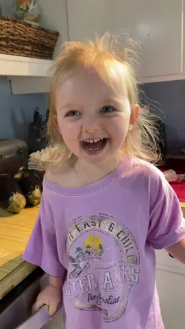 Well that took a turn 🤣  #threenager #toddlerlife #fyp #foryou #foryoupage #momlife #parenthood #funny 