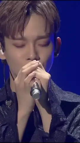 Padahal berharap Mei cepat berlalu karena terlalu sakit yang dirasakan sebagai Sijeuni, eh ternyata pembuka di bulan Juni malah kayak gini😭😭😭 *Apapun keputusan mereka nantinya, pasti itu keputusan terbaik karena ternyata selama ini mereka juga merasakan sakit demi mempertahankan haknya🫂 *Yang tidak habis pikir itu Manajemen SM kenapa kayak gini sih😣 Seharusnya mereka memberikan yang terbaik untuk Idolnya, terbukti idol mereka memiliki kualifikasi terbaik, ehh malah diginiin 😐 #chen #baekhyun  #xiumin #cbx #smentertainment #exol #weareoneexo 