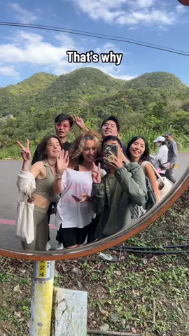Luv yall 🫶🏽 @Bruna Chen @Anni @Anna Lu @andre @anna  #himym #friendshipgoals #friendstok 