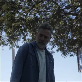 لوعت قلوبنا يابو لوسيل💔#نيغن #نيغن_العم #نيغان #نيقن #نيغن_لوسيل #negan #تود #twd #ذا_والكينق_ديد #the_walking_dead 