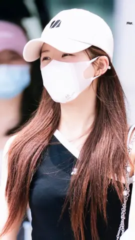 หน้าสดยัยน้องคือสวยทะลุแมสมาก ไม่ต้องแต่งก็สวยแล้ว💜#จ้าวลู่ซือ #zhaolusi #赵露思 #rooosyzh09 #rosy #fyp 