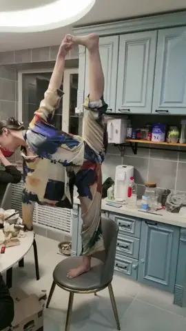 Bệnh nghề nghiệp đi vào cả bữa nhậu#hàihước #vuivemoingay❤️ #funnyvideo #xuhuongtiktok #cườikhôngnhặtđượcmồm #funnyvideos 