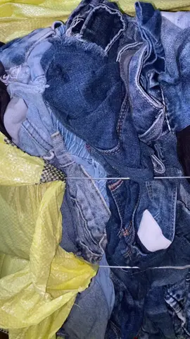 BALL CELANA JEANS PENDEK PRIA PREMIUM  #fyp #foryoupage #ball #ballsegelimport #ballsegel #ballsegelkorea #jualballsegel #ballthrifimport #ballsegelsurabaya #balsegelbandung #balsegeljakarta #ballthrif #prolovedbandung #baldresskorea #baldresssifon #balblosekorea #balsegelmakasar #balblousepremium #balldress #ballblous #ballhoodie #ballcrewneck #ballkaos #thrifting #thrifshop #baldress #ballblousekatun #bongkarball #ballpremium