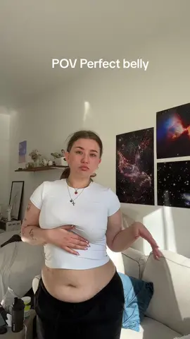 Ich liebe meinen perfekten bauch❤️#bodypositivity #selflovejourney #loveyourself #selflove 