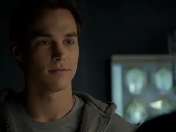 кексики в соло🧸 #KAIPARKER || #tvd #vampire #fyp #no #elbruso #rge #viral #puf #переписка #глобальныерекомендации #дневникивампира #кайпаркер #мем #шутки 