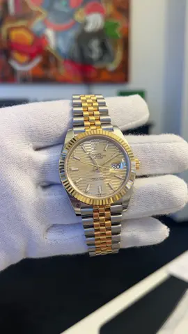 Datejust 41 Motif Dial 🤩😍 #lux4watches ________________________________ #rolex #watches #luxurywatches #watch #wristwatch #juwelier #luxury #luxurylifestyle #hamburg #germany #wristgame #watchfreak #watchfam #watchseller #Lifestyle #watchoftheday #likesforlike #watchlover #rolexwatches #instagram #insta #fyp #business #finance #viral #watchesofinstagram #rolexdatejust41 #datejust41 