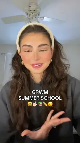 GRWM for summer school 🫠🤟🏻📚😀     #grwm #grwmmakeup #makeupgrwm #grwmforschool 