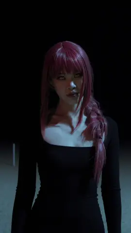 makima is listening. #chainsawman #makima #cosplay @Junnie! 🐦‍⬛ 