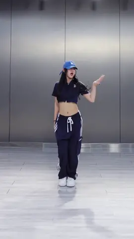 Boom Boom Boom ✨️ #FRESH糖糖Ofc #freshtt_ #foryou  #eve_psyche_and_the_bluebeardswife #이브_프시케_그리고_푸른수염의아내  #dancechallenge #lesserafim fyyy