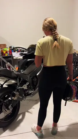 @DilanandNicole Ashley @Dilan&Nicole Ashley 
