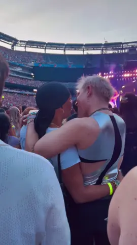 shoutout to the two random girls behind us that tapped on our shoulders, eyes full of tears telling us to turn on our airdrops🥹 forever grateful. feels like the perfect way to start #Pride ♥️ #taylorswift #erastour