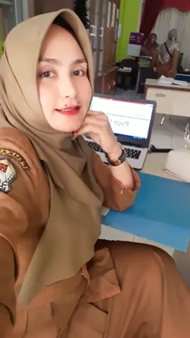 Jangan tunggu lama lama ya Abang  #pnscantik #asn #foryoupage #fyp #foryoupageofficiall #goyangshopee #goyangshopeecod #nutrisaritiaphari #tiktokviral #cpnscantik 