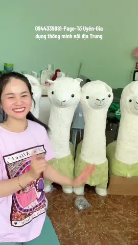 Gấu lạc đà alpaca cực kì đáng yêu dễ thương lắm luôn nha khách iu ơi, làm quà tặng sinh nhật- làm đồ trang trí- làm ghế sofa- ngồi cực kì chắc chắn luôn ạ, xinh lắm luôn, chơi vui lắm khách ơi, mua cho con 1 con chơi nha khách ơi, phí trên này hơi cao nên các c nhắn-tìm-e-ở -avarta nha-hoặc-zl-0944339081- ạ