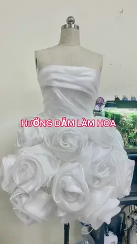 Hướng dẫn làm hoa 🌺🌺🌺 #cắtmayxuhuong #dậycatmay #thoitrangnu2020 #tựmaytạinhà #catmaythoitrang #tựhọcmayvá 