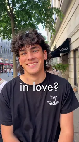 Love is effortless. It’s something you can almost do without thinking 🥹♥️