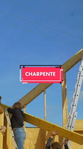 Début de la charpente de la maison 🏡  #autoconstruction #housebuild #maisonossaturebois #maisonneuve #maisonenbois #construiresamaison #lechantierdesmax #constructionmaison #charpente #charpentebois #toiture 
