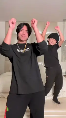 good vibes w the lil bro🙏🏽🔥 #MakingMyWay 