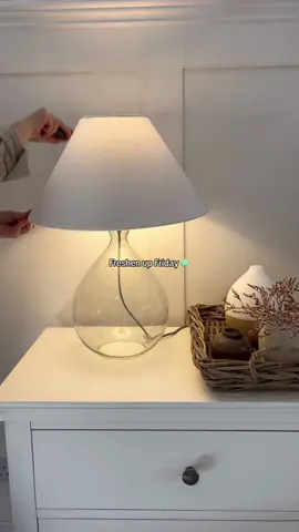 Freshen up Friday! 🙌🏼 The dust in here was shocking! 🫣 #CleanTok #cleantok101 #cleantoks #cosycleaningclub #tidyhome #cleanhome #mrshinchhome #mrshinchmademedoit #cleanhometips #speedclean #speedcleaning #satisfyingcleaning #satisfyingclean #cleaningproducts #cleaningtipsandhacks #cleaningcreator #cleaningcreatorsconnect #fyp #cleantokuk #cleaninghacks 