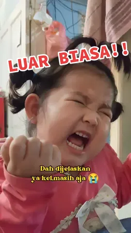 Aku tak punya bunga apalagi harta!LUAR BIASA! 😭😭 #kids #bayi #baby #andmeshkamaleng #cintaluarbiasa #cover #singing #fyp #fypシ #lucu #video #cheverlakelsey #funny 