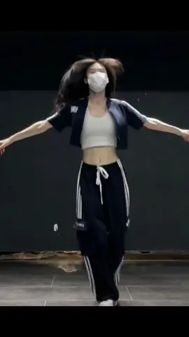 ##fyp #fypシ #foryou #dance #eeniemeenie 