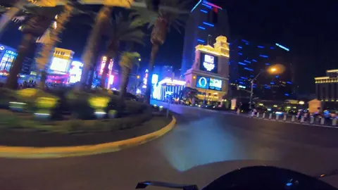 Without me🖤 #superbike #motorcycle #streetbikeconcept #tryitwithtiktok #bikergirl #MotorcycleForGirl #biker #motor #pkl #LangThangĐườngPhố #đêmlangthang #night  