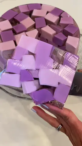 Gelatina De Mosaico 💜 Que Color les Gustaria ver ? #gelatina #fypシ #jello #purple #morado #postre #salidable #colageno #gelatinasartisticas #desserts #LearnOnTikTok #foryoupage #explorepage #maribeltv #youtuber 
