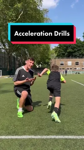 Tag a friend slower than you⚡️ @v7skills #soccerdrills #footballdrills #Soccer #fussball #acceleration #fastfeet 