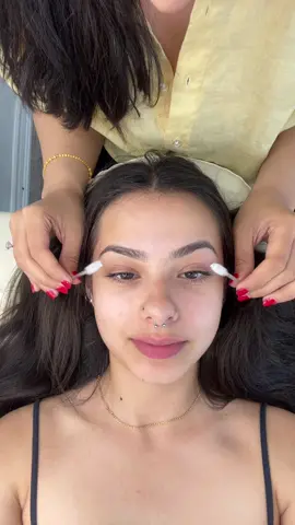 Obsessed w her #lashextensions #lashartist #lashtech #lash #toronto #torontolashextensions #trend #lashlift #businessowner 